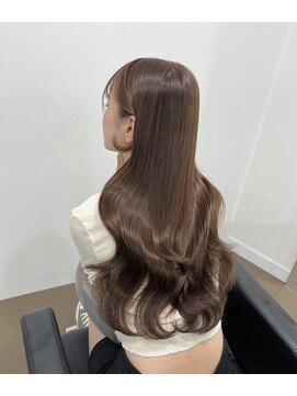 イオエ 梅田(ioe) ニュアンスカラー/グレージュ/ツヤ髪スタイル/髪質改善/縮毛矯正