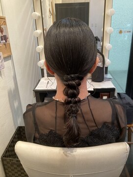 ブラウ ネイル パーティー(Blau Nail Party) タイトデザイン