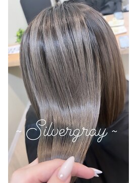 ハイレート 坂戸店(Hairate) ーシルバーグレージューバレイヤージュ