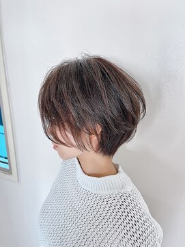 アイズ(I's) マッシュショート×くびれ