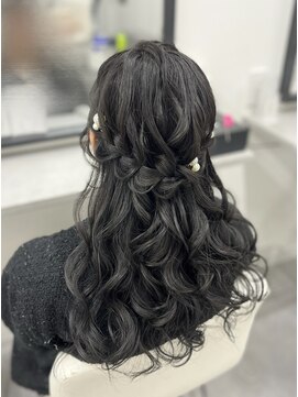 セラフィ(Seraphy) ハーフアップ♪