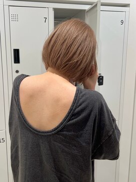 ノウハウ キョウト(KNOWHOW kyoto) ハイトーンボブ/柔らかベージュ/ぱつっとボブ