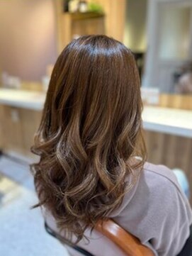 コク(koku) ロングナチュラルレイヤー|ナチュラル