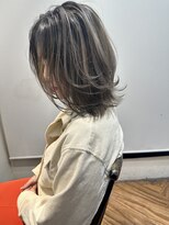 ウニレ バイ センス(unire by sense)&nbsp;（バレイヤージュ）レイヤーボブで軽やかなスタイルに！