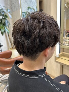 ビス リアン 川口店(Vis lien) スーツ短髪ツーブロック束感モテる黒髪シークレットパーマ流行