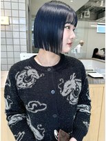 ホロ(hollo)&nbsp;ブルーブラック_切りっぱなしボブ_タッセルボブ
