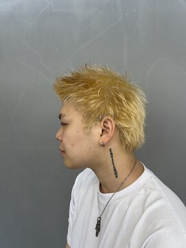 フリーラ 横浜(freera) ハイトーンスパイキーショート