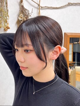 リングバイモアムー(Ring by Moremuu) 韓国巻き顔周りレイヤー　issy