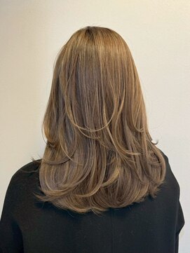 ムード(MOOD,) 暗めカラー/グランマッシュ[レイヤーカット/髪質改善/銀座]