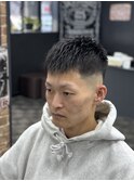 クロップ　スキンフェード　ポマード仕上げ