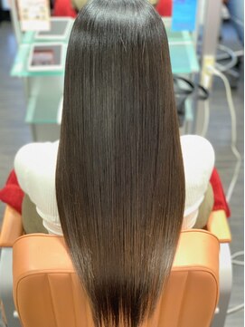 髪質改善ロングストレート