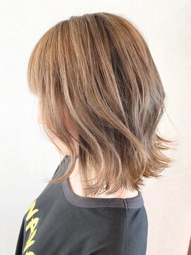 リトルカモジマ バイ ヴィーヴル(little kamojima by BIVRE) ハニーミルク × ベージュ by shiho