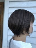 ショートボブ