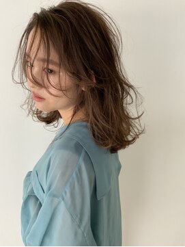 ニュイアン(nuian) 。