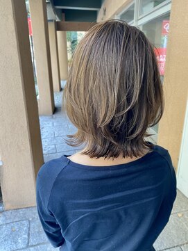 トリート 海浜幕張店(TREAT) アッシュグレー×レイヤーボブ_海浜幕張