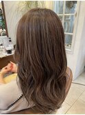 白髪ぼかしハイライト×ナチュラルグレージュ