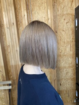 アフターニュース 新潟(afternews) ボブ/ミルクティーベージュカラー/ブリーチ/ダブルカラー/新潟