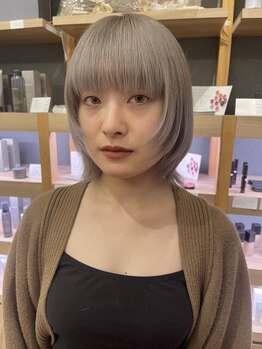 ヒート 御代田店(HEAT)の写真/充実した教育で育ったスタイリスト達の再現性の高いカット技術を是非体感ください♪イメチェンもお任せ◎