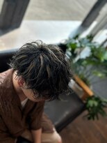 ヘアーワークス ボナ(HAIR WORKS bona.)&nbsp;モテ男子のメッシュ×パーマ ニュアンス/波巻き/スパイラル