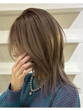 ラキングキョウト(LA KING KYOTO) シャドルーツ、レイヤーカット、ナチュラルベージュ