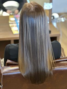 ヘアー メイク チェンバース(Hair make Chambers)の写真/【リピート多数】髪質に合わせた薬剤選定にこだわってお客様のクセや広がりなど幅広く対応してます。