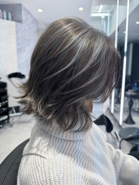 アルドーレフィエロ シンサイバシ(Ardore fiero shinsaibashi) コントラスト極ハイライト☆グレーベージュ