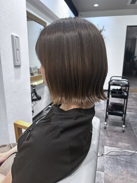 ゼン ネオ(Zen Neo) 切りっぱなし外ハネボブ/ボブ/髪質改善カラー/オリーブベージュ