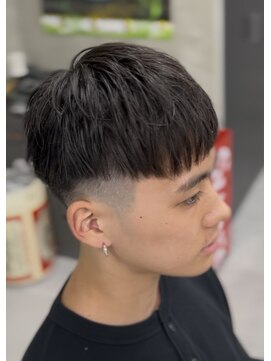 バジー バイ ディーアンドティー(Buzzy by D&T) クロップフェード