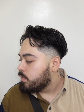 メンズカットツーブロックセンターパート