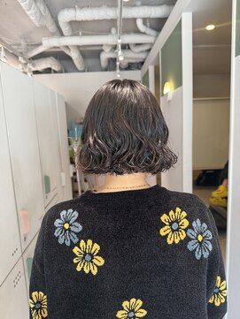 ムーム(Momb) ボブパーマ