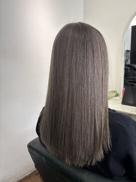 アークス(Ark'ss) ホワイトミルクグレージュ