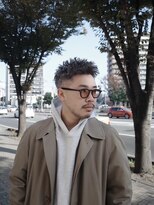 プールサイド(POOLSIDE)&nbsp;ピンパーマ　スキンフェード　スパイキーショート　福岡　博多区
