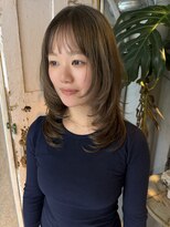 ホテリー(Hotely)&nbsp;【海外ガール風】美髪レイヤーカット＋透明感グレージュ