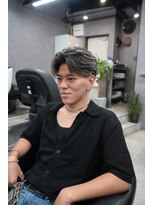 リッチブランドアンドコー 守口店(Rich Brand&Co)&nbsp;アップバングツーブロックダブルカラーブリーチメッシュ