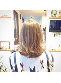 大人可愛いミデイアムヘア