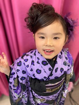 ハナココ 水戸店(hana Coco) 七五三 崩れないゆるふわツインお団子 7歳 水戸