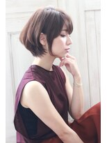 ロイジー(roijir)&nbsp;【roijir 表参道】大人耳掛けボブ×丸みシルエット