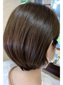 ファーレンピュアスウィート(fahren-pure-suite) ワンレンショートボブ／ショート/グレーカバー