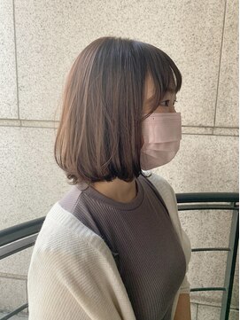 ミラレスカ 栄(MIRA RESCA) まとまりボブ