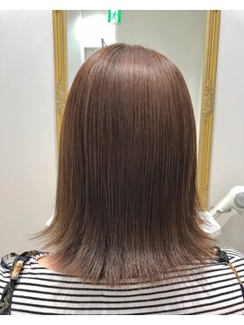 エマ(emma) ★ナチュラル縮毛矯正★切りっぱなし★外ハネ★