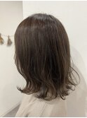 外ハネ×インナーカラー