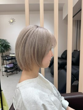 ユウル 横浜(juhl.) ミルクティーカラー/ケアブリーチ/ブリーチ/ハイトーンカラー