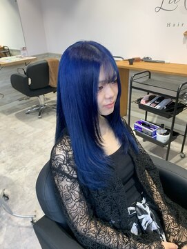 リーオオサカ(Lee Osaka) ブルーカラー×レイヤースタイル