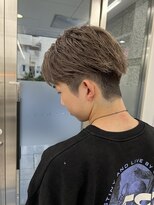 ケシキ(keshiki)&nbsp;ブリーチ/センターパート／ミルクティーベージュ/ハイライト