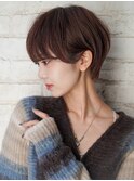 大人可愛い20代30代40代黒髪前下がりひし形小顔ボブ丸みショート