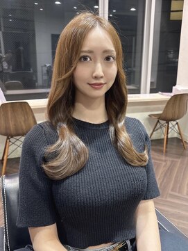 ニーフ 恵比寿(neaf) イメチェンホワイトブロンド外ハネボブ 美髪ワイドバング