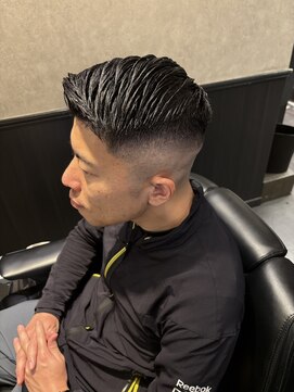 ブロートーキョーバーバーショップ 神田店(Bro Tokyo BARBERSHOP) スキンフェード