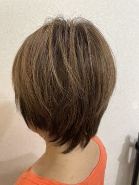ヘアメイク ビーアール(HAIR MAKE BR) カット＋グレイカラー