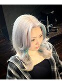 【レイヤーカット×ホワイト系デザインカラー】