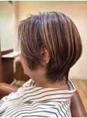 ６６歳若見えショートデザインカラー